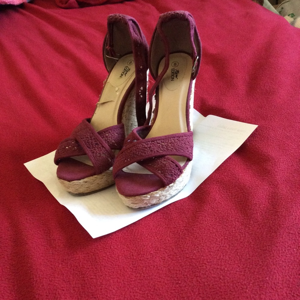 Used Raspberry colored wedges with tan base
